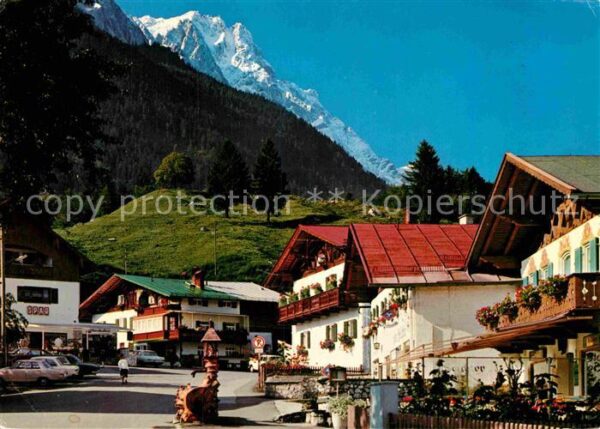Grainau Dorfpartie mit Zugspitze