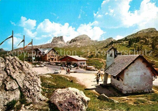 Dolomiti Passo Falzarego Averau
