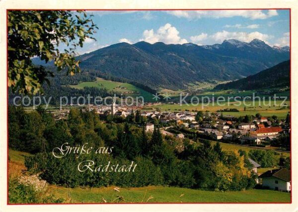Radstadt Panorama mit Radstädter Tauern