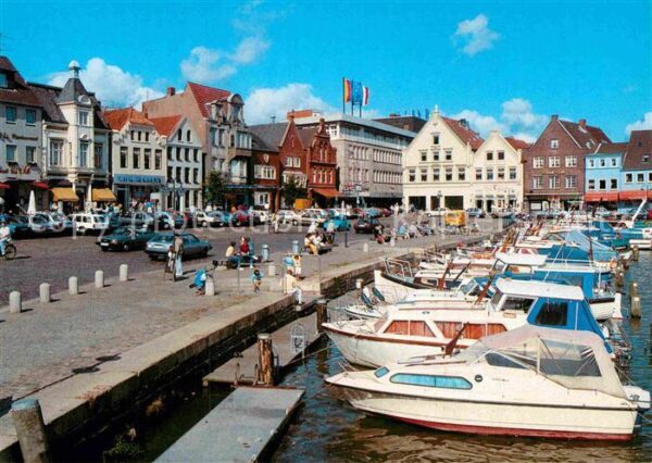 Husum Nordfriesland Schiffbrücke Motorboot Uferstrasse