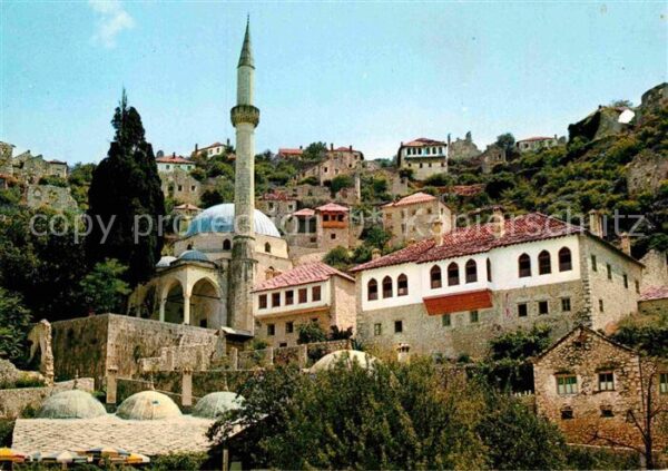 Pocitelj Ortsansicht mit Moschee und Minarett