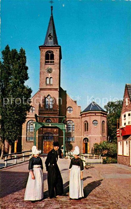 Volendam Tracht und Kirche