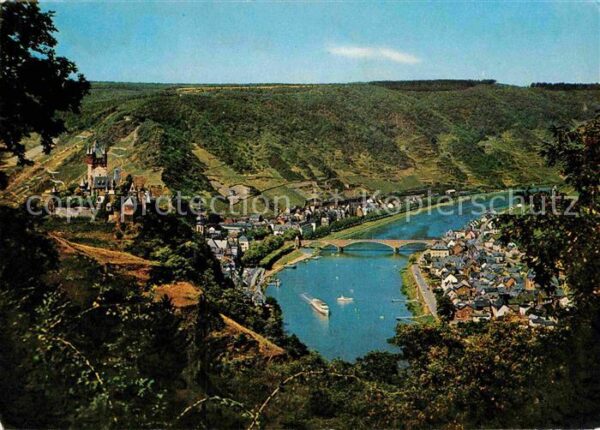 Cochem Mosel Moselpartie mit Burg