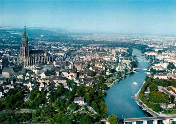 Ulm Donau mit Donau und Münster Fliegeraufnahme