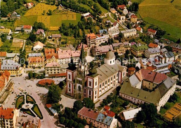 Mariazell Steiermark Wallfahrtsort Gnadenbasilika mit Kalvar