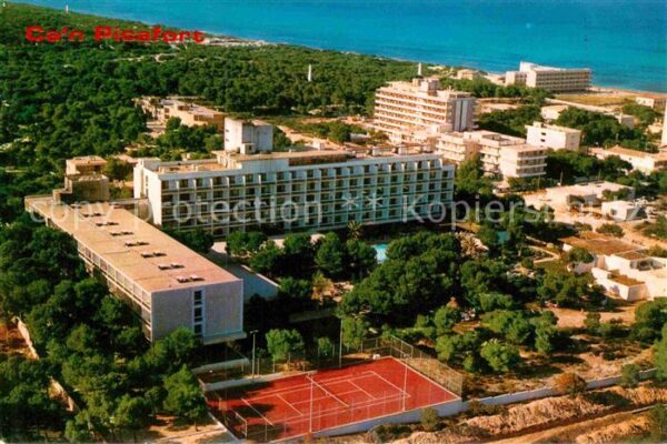 Can Picafort Mallorca Hotelanlage mit Tennisplatz Fliegeraufn