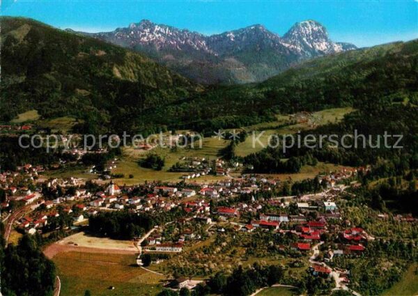 Bad Feilnbach mit Blick zum Wendelstein Bayerische Al