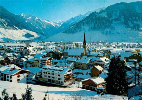 Bruck Grossglocknerstrasse mit Fuscher Tal und Hohen Tauern