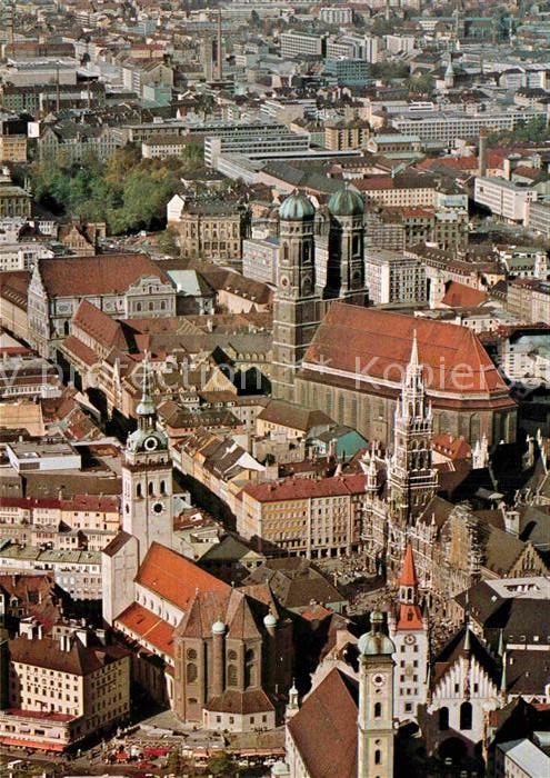 Muenchen Fliegeraufnahme Peterskirche Frauenkirc