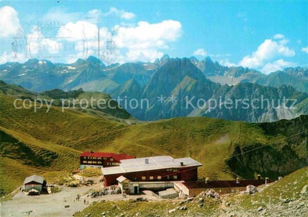 Nebelhorn Bergstation mit Hornbachkette Krottenko