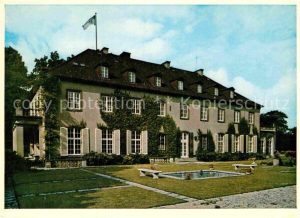 Friedrichsruh Aumuehle Wiederaufbau nach der Zerstörung 1945