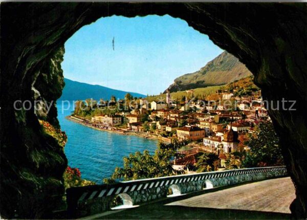 Limone sul Garda Visto dalla Strada Gardasana