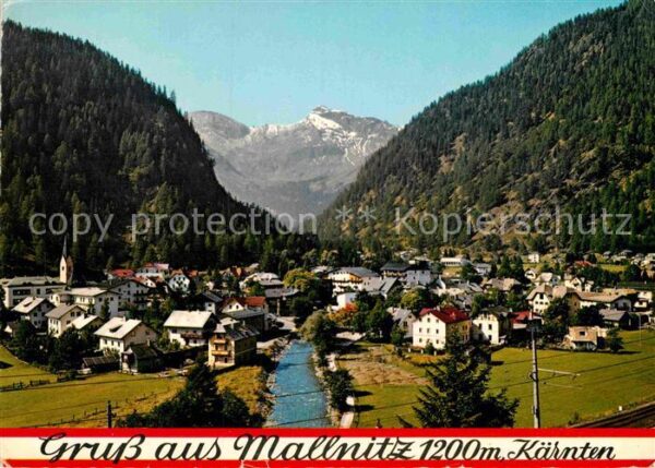 Mallnitz Kaernten gegen Tauerntal und Geiselspitze