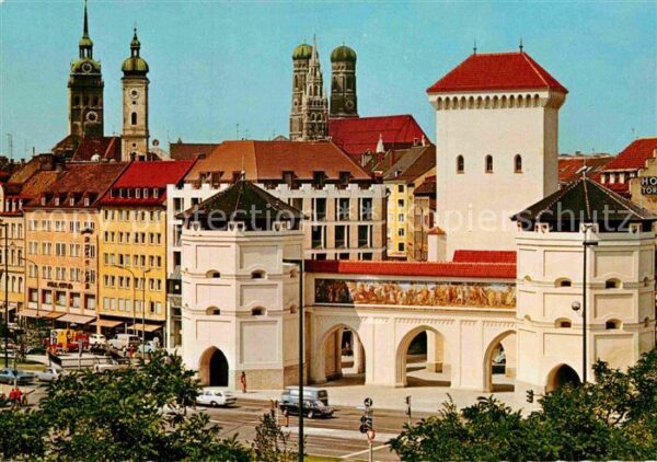 Muenchen Isartorplatz mit Valentin-Museum