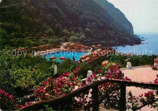 Forio d Ischia Giardini Poseidon Swimming Pool Küste