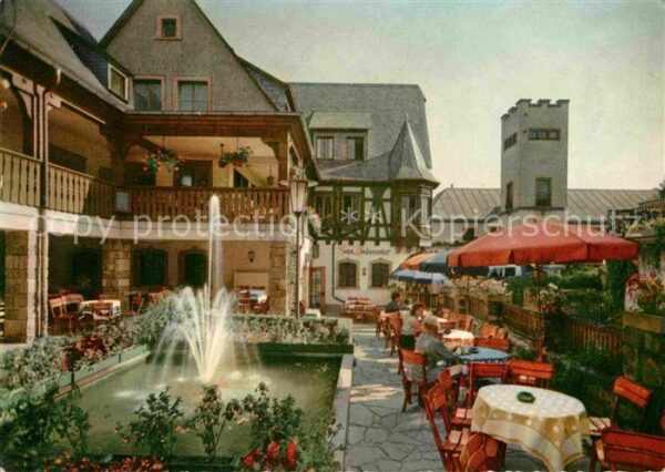 Ruedesheim Rhein Lindenwirt in der Drosselgasse Fontäne