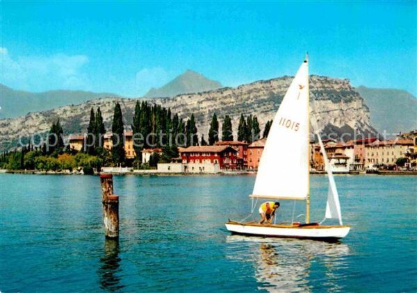 Torbole Lago di Garda Ansicht vom Gardasee aus Segelboot