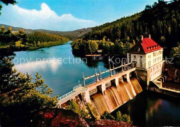 Hoellensteinsee Sperrmauer Kraftwerk Bayerischer Wald