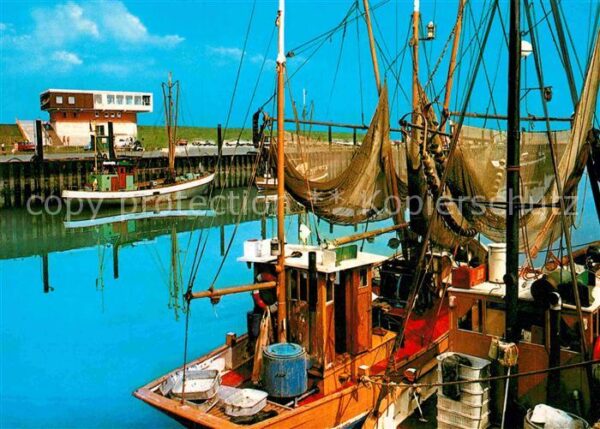 Fischerei Fischkutter Dornumersiel Hafen Strandha