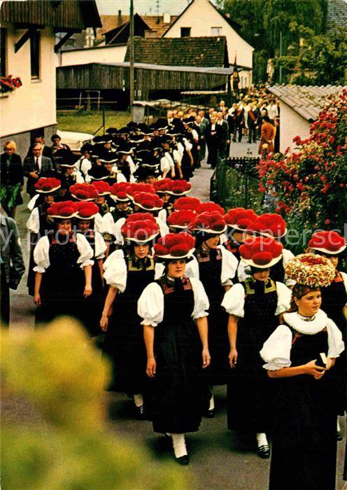 Trachten Schwarzwald Hochzeitszug Gutach Bollenhut - P O S T