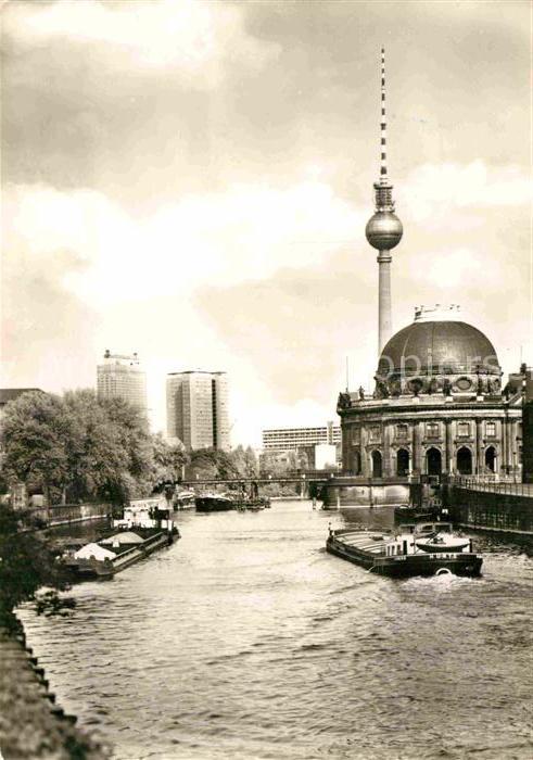 Berlin Bodemuseum Fernsehturm Hauptstadt der D