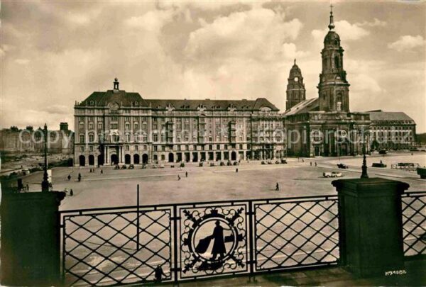 Dresden Altmarkt Kreuzkirche Rathaus