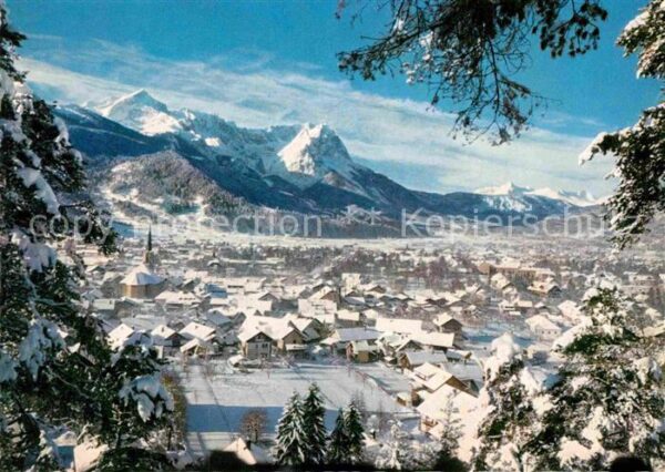 Garmisch-Partenkirchen Winterpanorama gegen Zugspitzgruppe und