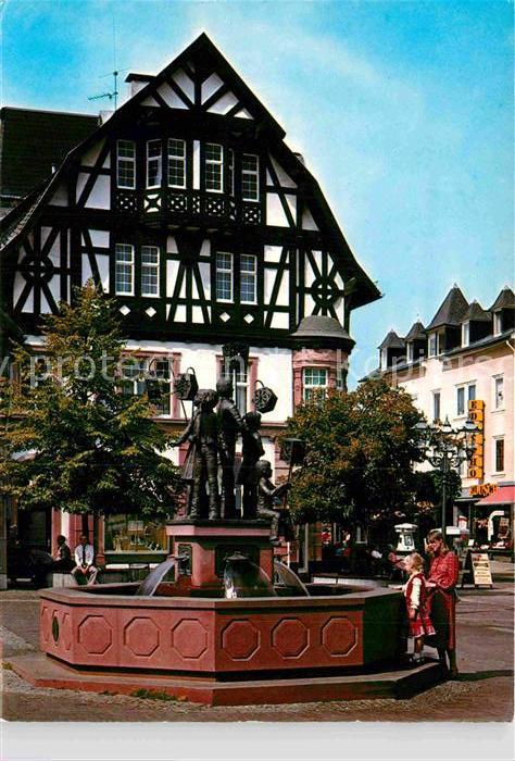 Bad Homburg Laternenbrunnen am Marktplatz Fachwerkh