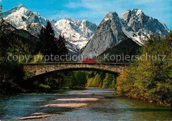 Garmisch-Partenkirchen Loisachbrücke gegen Zugspitzgruppe Wett