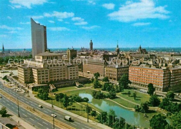 Leipzig Stadt mit Oper und Hochhaus der Karl Ma