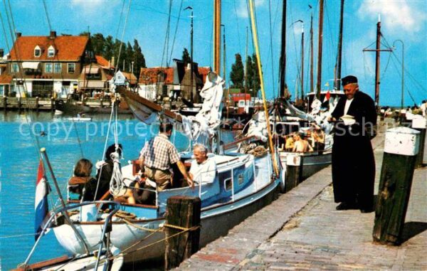 Volendam Pastor im Hafen