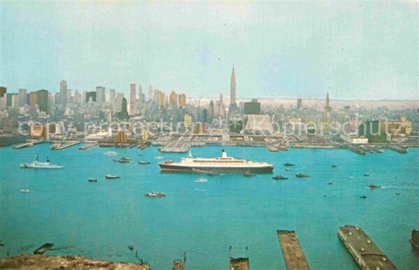 New York City Fliegeraufnahme Hafen mit Qenn Elizabet