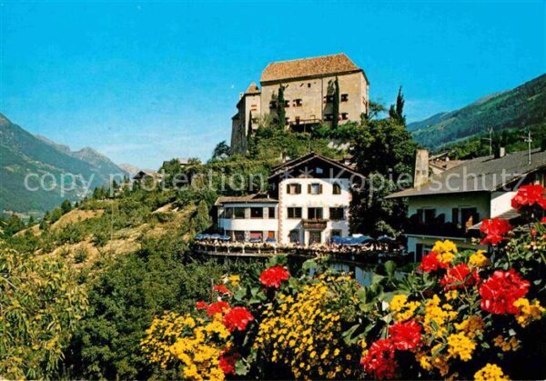 Schenna Meran Teilansicht mit Burg