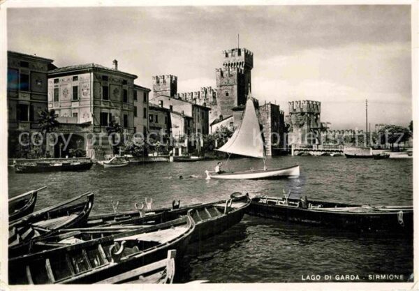 Sirmione Lago di Garda Hafen und Schloss