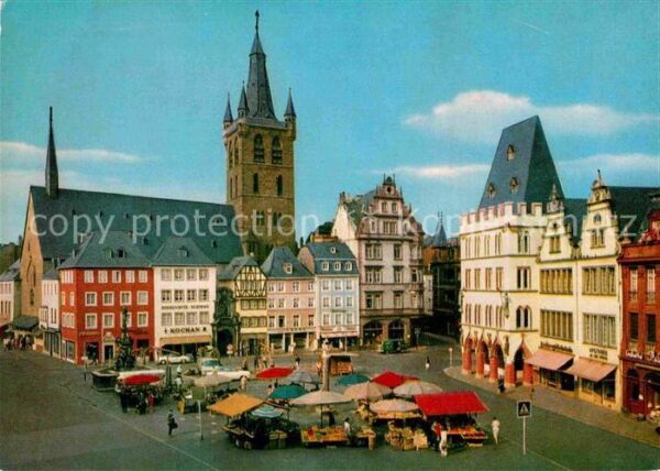 Trier Hauptmarkt mit Marktkirche St Gangolf u