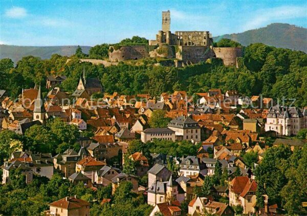 Koenigstein Taunus Stadtblick mit Schloss