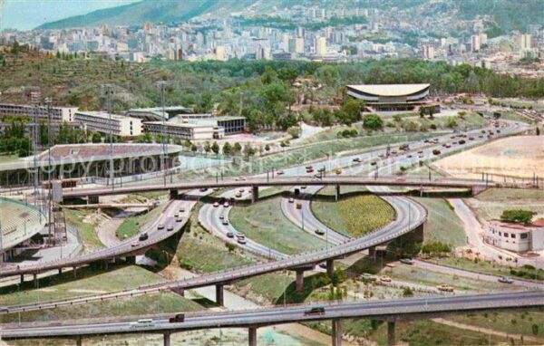 Caracas Fliegeraufnahme Autobahnen