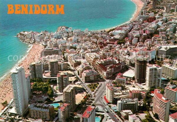 Benidorm Fliegeraufnahme mit Strand