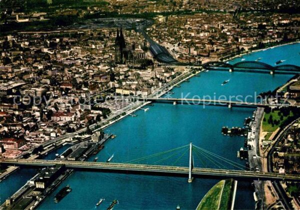 Koeln Rhein Fliegeraufnahme Rheinbrücken mit Dom
