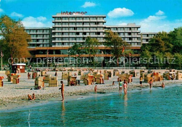 Gluecksburg Ostseebad Strand mit Intermar Hotel Glücksburg