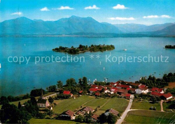 Gstadt Chiemsee Fliegeraufnahme mit Fraueninsel Hochfel