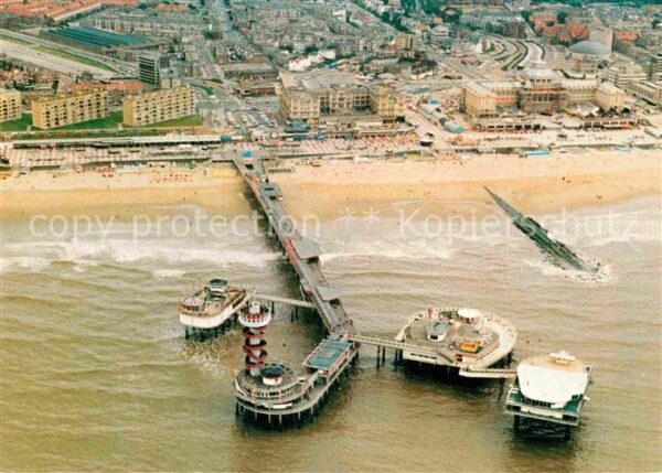 Scheveningen Fliegeraufnahme mit Pier