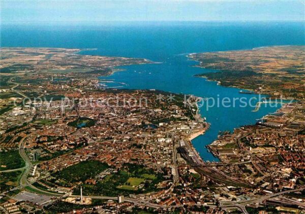 Kiel Landeshauptstadt mit Förde und Ostsee F