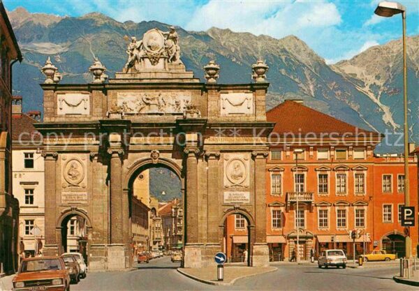 Innsbruck Triumphpforte Nordkette