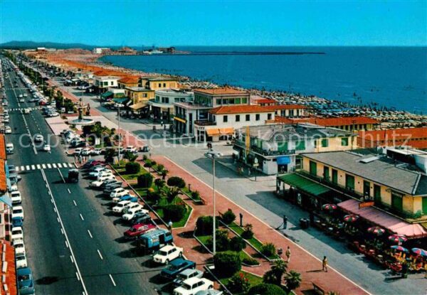 Viareggio Allee am Strand