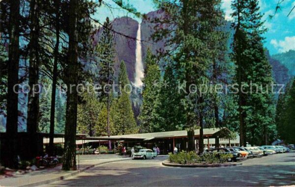 Yosemite National Park mit Wasserfall