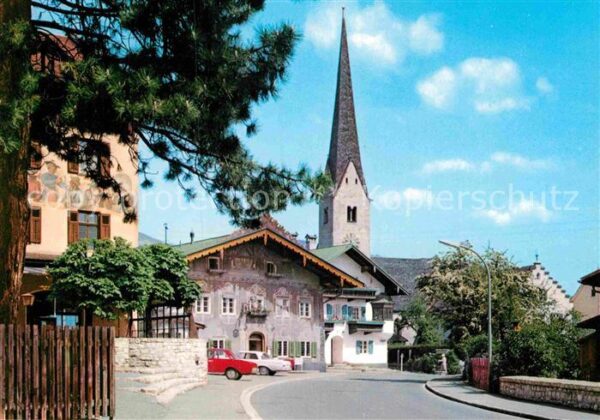 Garmisch-Partenkirchen Alte Kirche mit Brauhaus und Hotel Husa