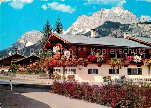 St Johann Tirol mit Kaisergebirge