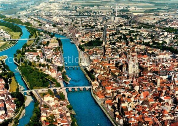 Regensburg 2000jährige Stadt an der Donau Fliegera