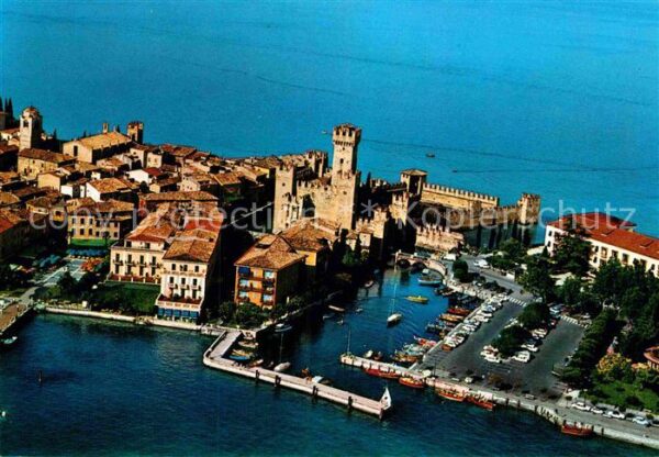 Sirmione Lago di Garda Castello Schloss Gardasee Fliegeraufnah
